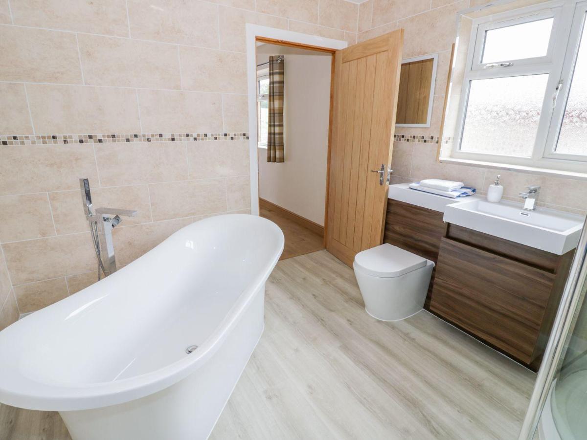 Makins lodges Nuneaton Extérieur photo